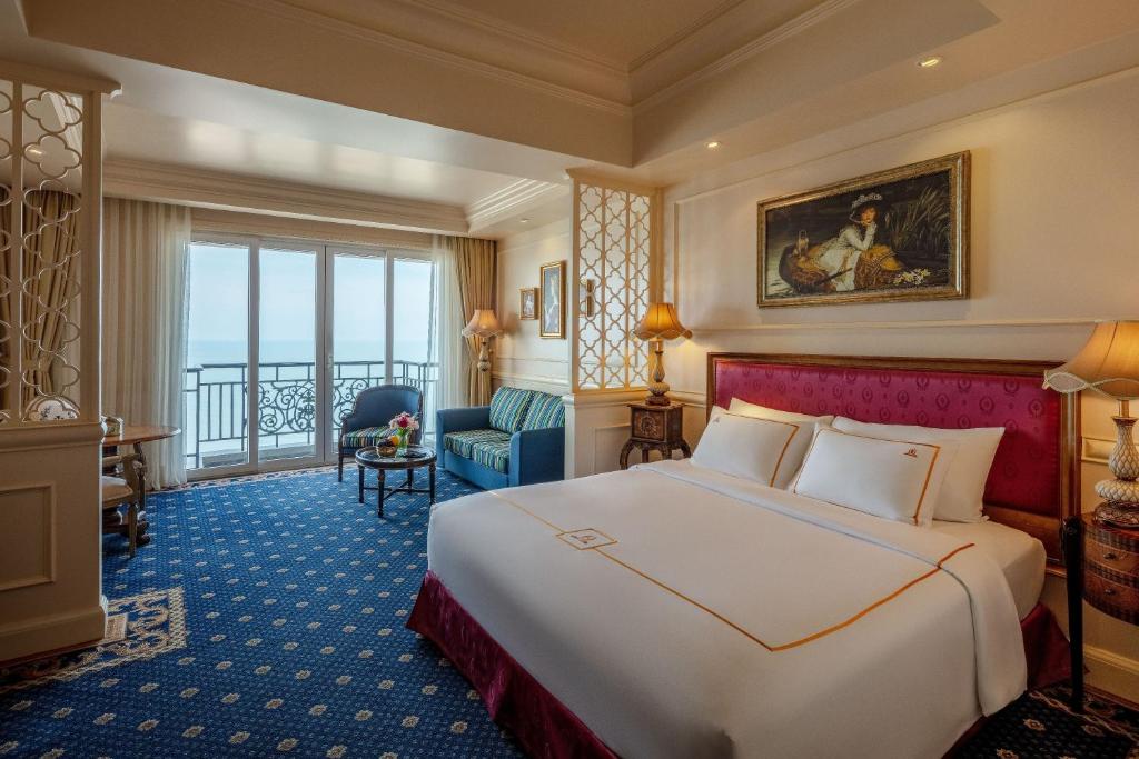 Grand Deluxe Sea view