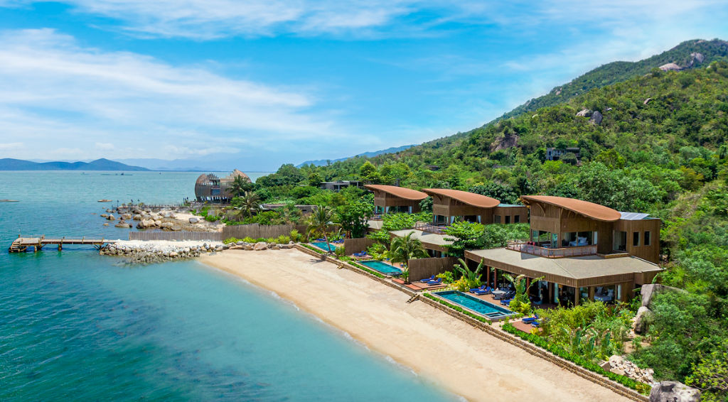 Three-Bedroom Beachfront Pool Villa