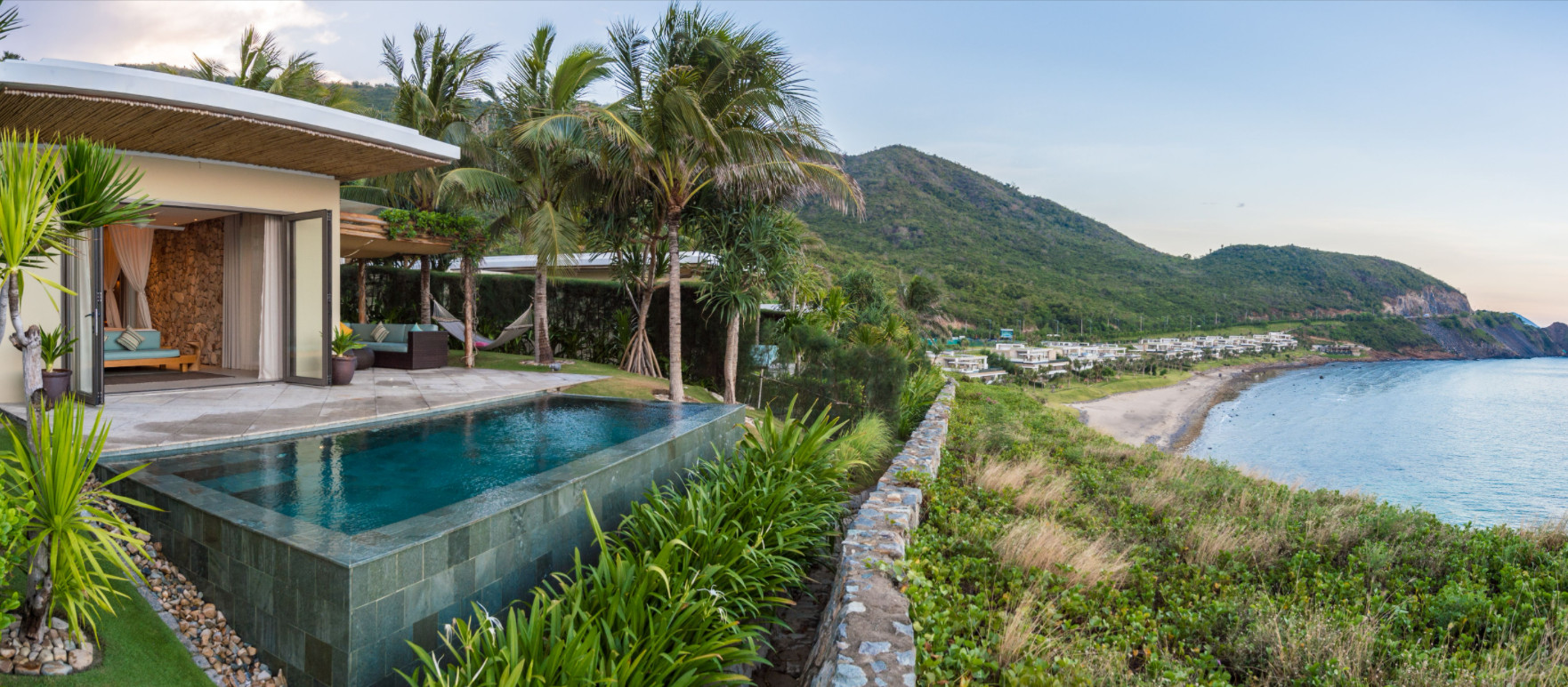 Cliff Villa