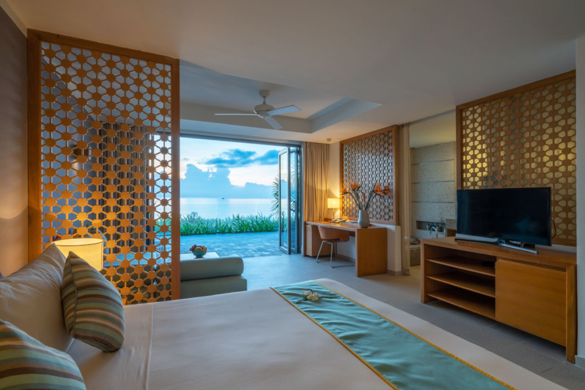 Beachfront Condo