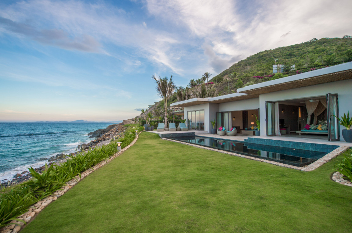 2-Bedroom Cliff Villa
